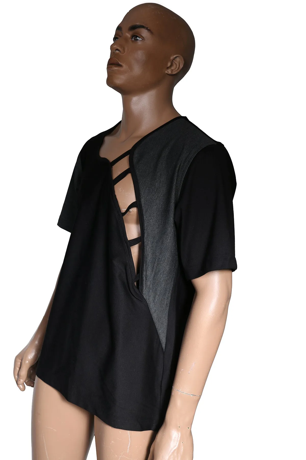 Contemporary fashion skewed shape T-shirt