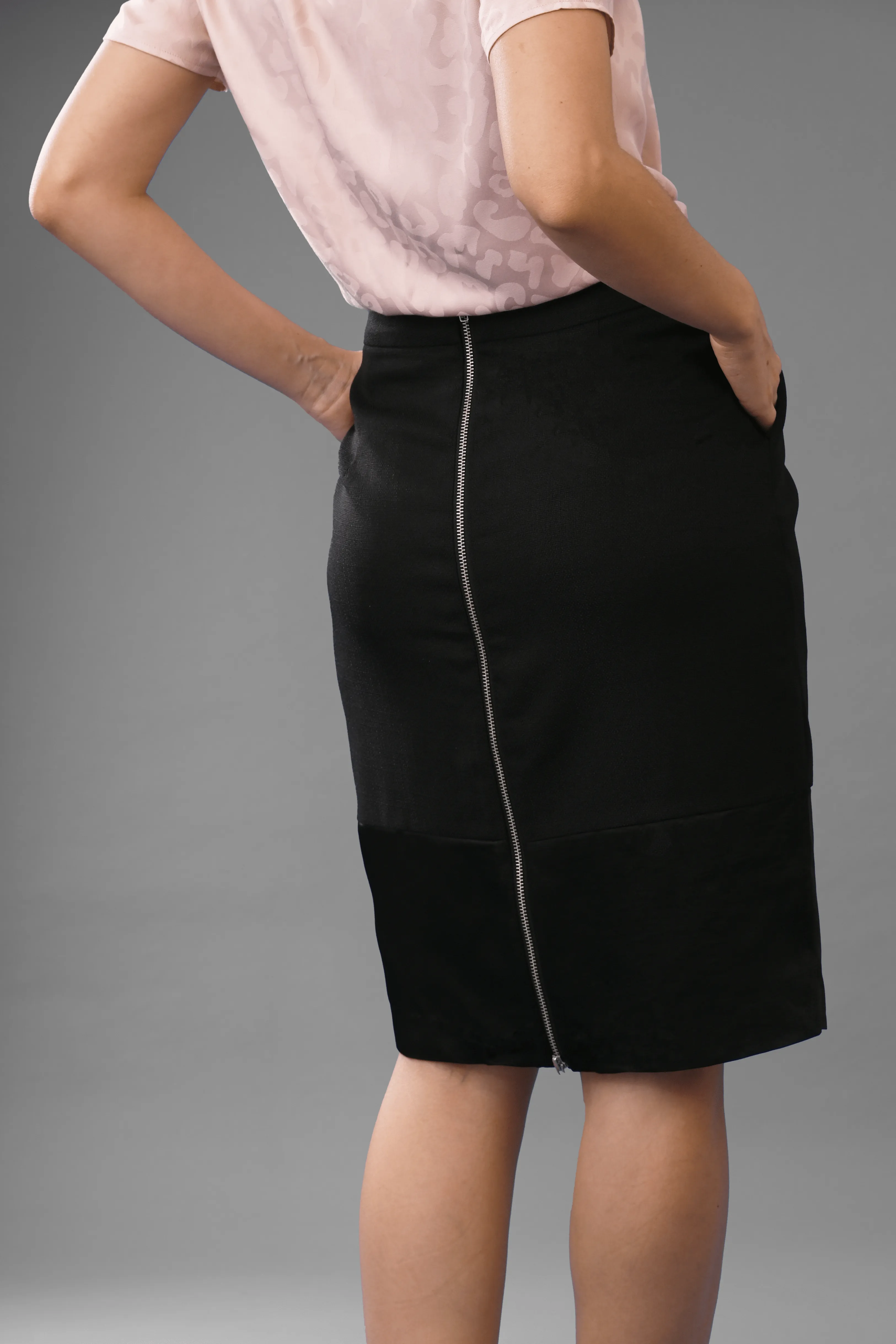 Dynamic Double Sided Zipper Pencil Skirt