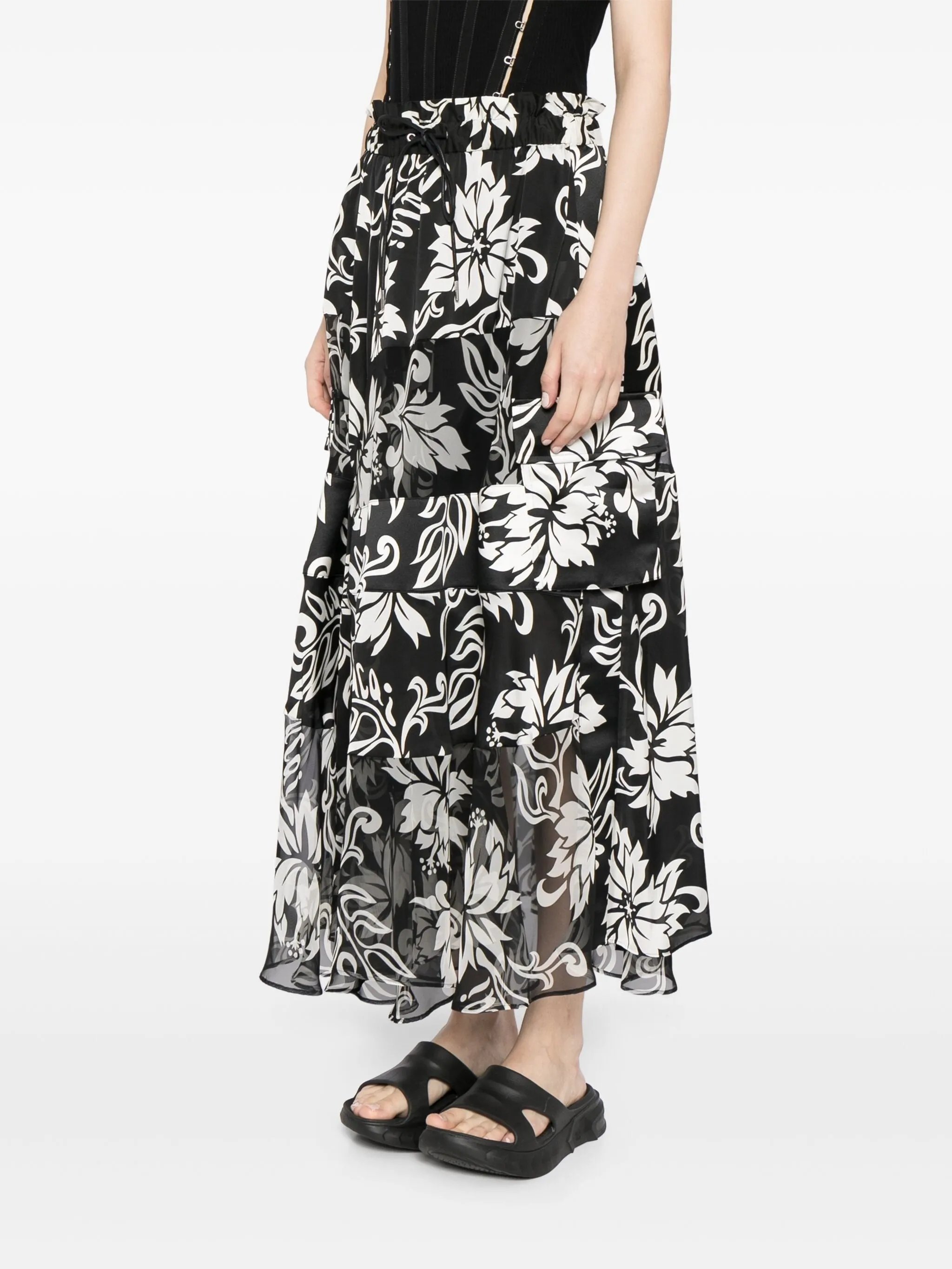 FLORAL-PRINT PLEATED MIDI SKIRT