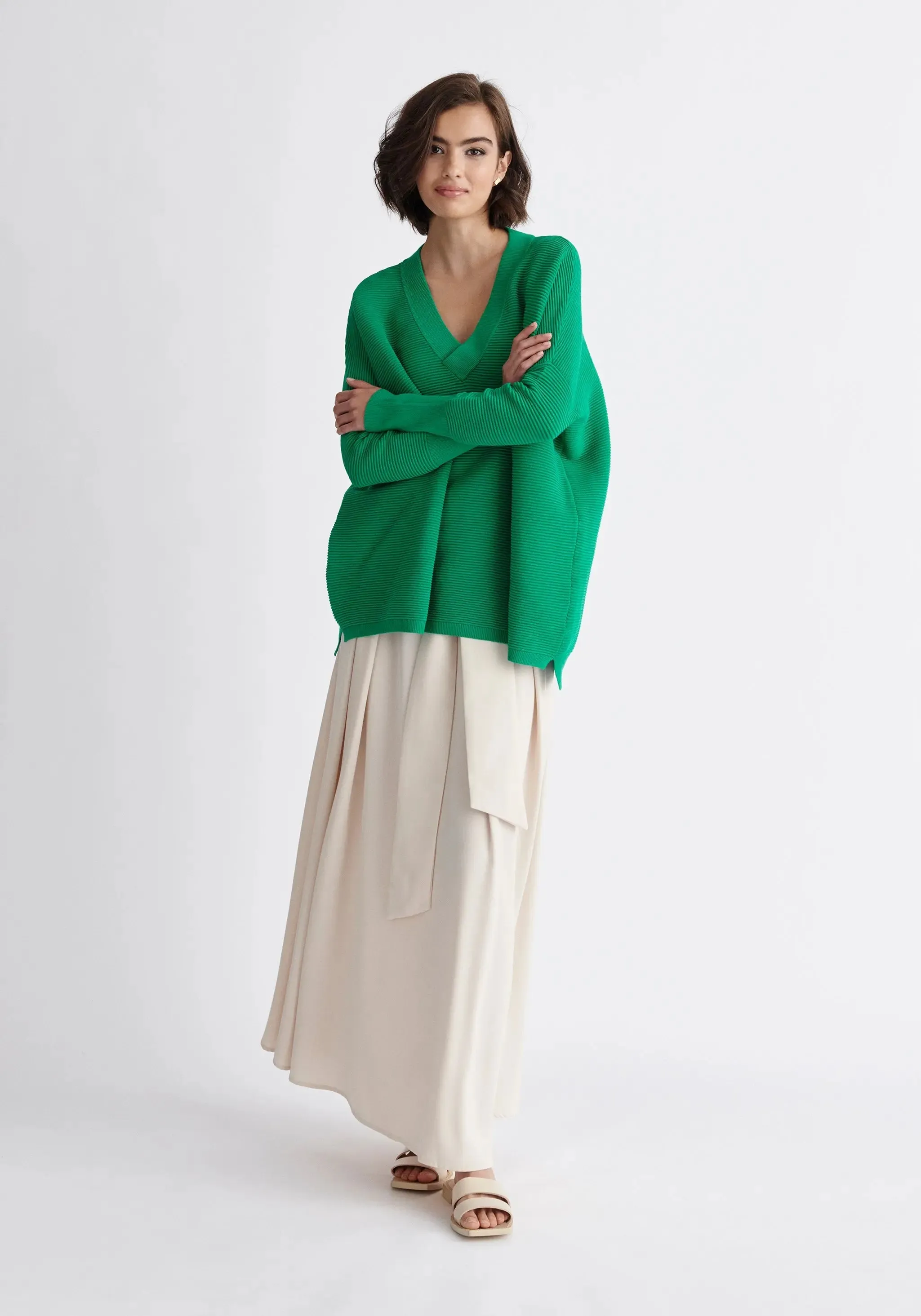 Green V-Neck Ribbed Jumper