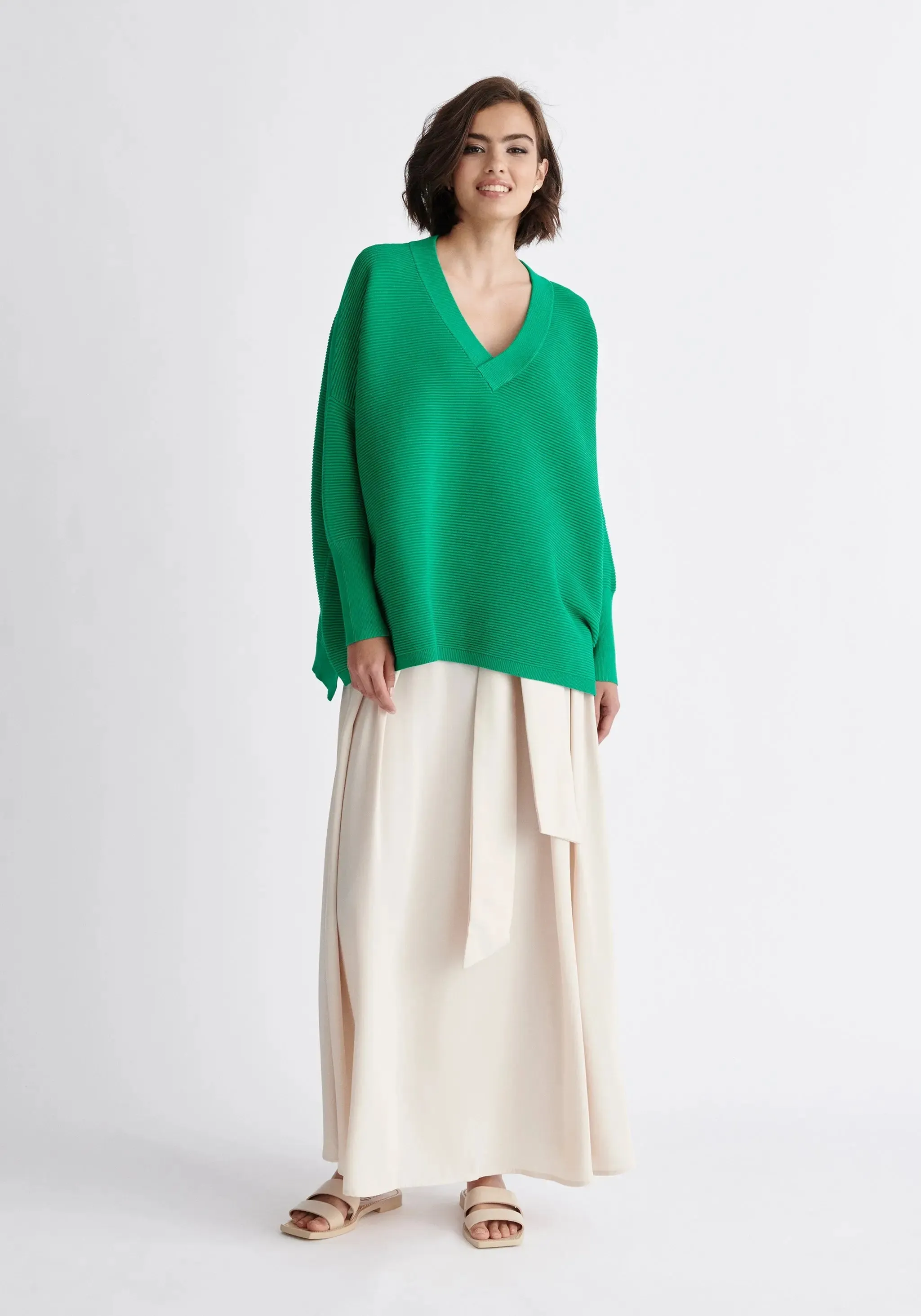 Green V-Neck Ribbed Jumper