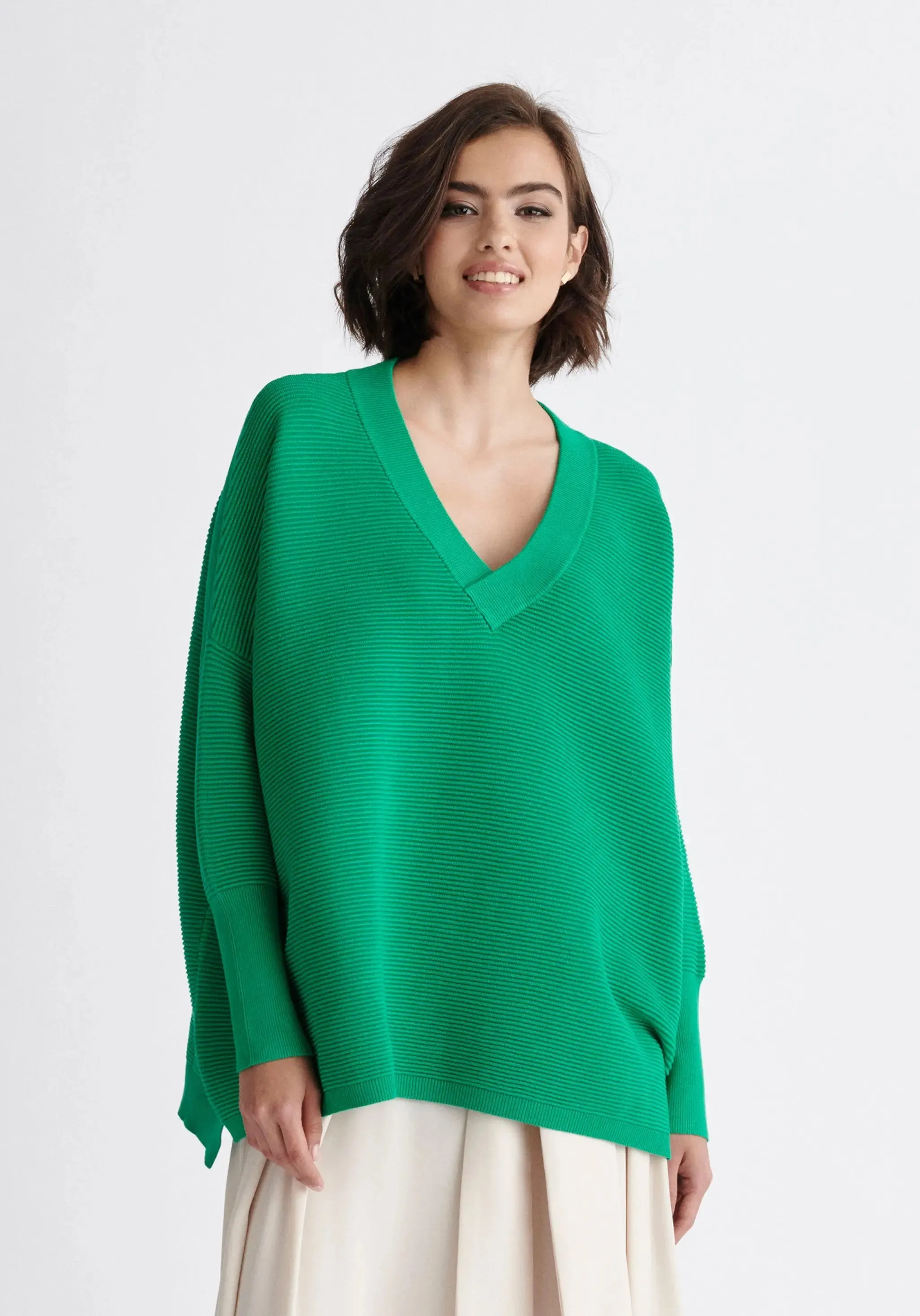 Green V-Neck Ribbed Jumper