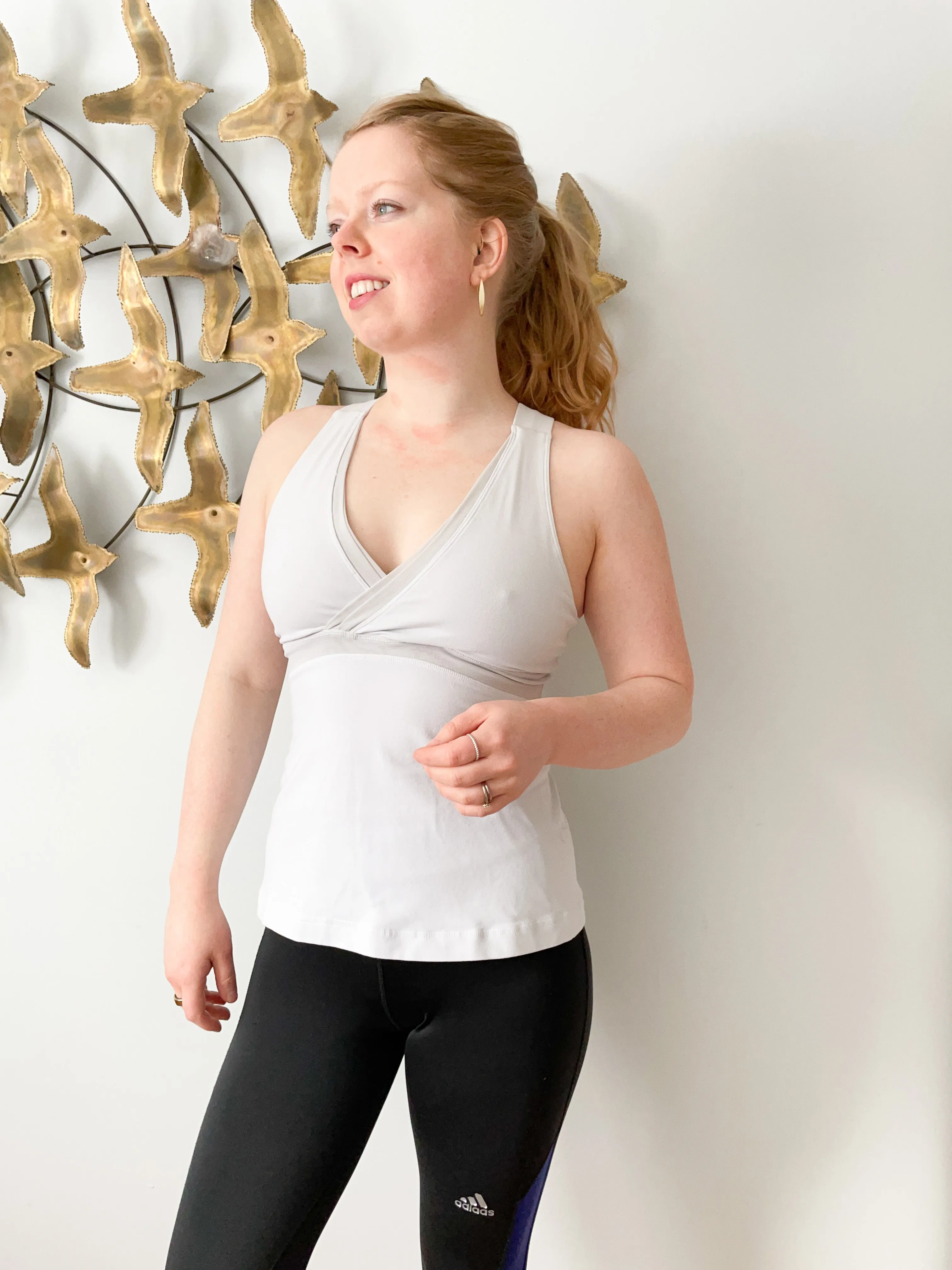 Lululemon Cream Built-In Bra Workout Top - Size 8 - S/M